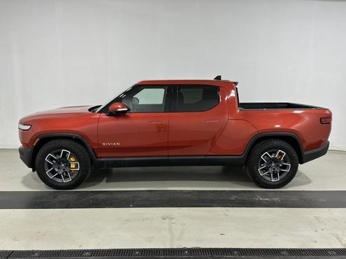 2023 Rivian R1T Adventure Quad Motor Large Pack