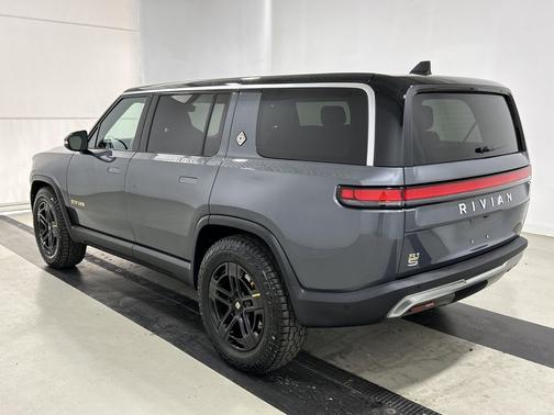 El Cap Granite 2023 Rivian R1S Adventure