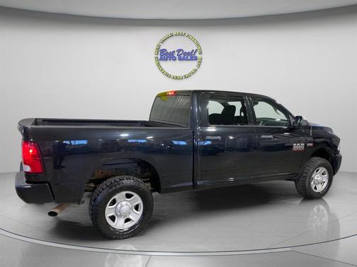 2018 RAM 3500 Tradesman Crew Cab 4x4 6'4' Box