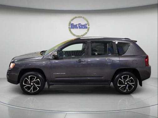 Granite Crystal Metallic Clearcoat 2016 Jeep Compass Latitude