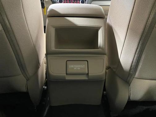 Crystal White Pearl 2018 Subaru Outback 2.5i Premium