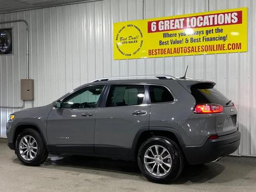 Gray 2021 Jeep Cherokee Latitude Lux