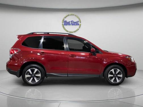 Venetian Red Pearl 2017 Subaru Forester 2.5i Premium