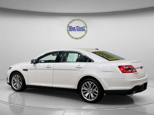 White Platinum Metallic Tri-Coat 2015 Ford Taurus Limited