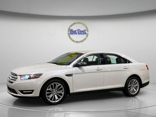 White Platinum Metallic Tri-Coat 2015 Ford Taurus Limited