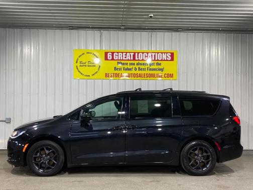 2019 Chrysler Pacifica Touring L