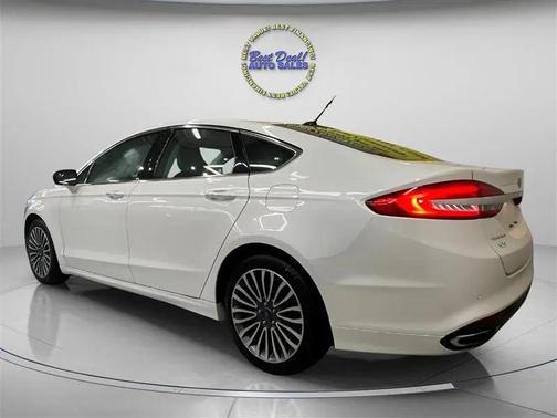 White Platinum Metallic Tri-Coat 2017 Ford Fusion SE