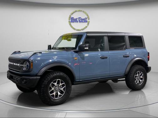 2023 Ford Bronco Badlands