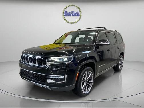 Diamond Black Crystal Pearlcoat 2022 Jeep Wagoneer Series III 4x4