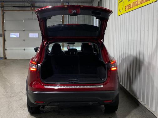 2020 Nissan Rogue Sport SL