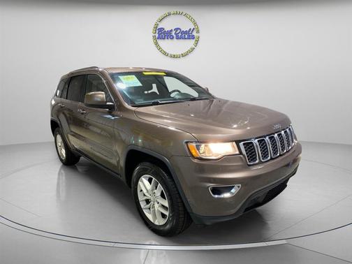 2017 Jeep Grand Cherokee Laredo