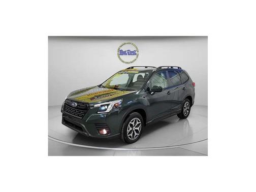 Green 2022 Subaru Forester Premium