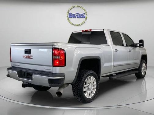 2015 GMC Sierra 2500 Denali