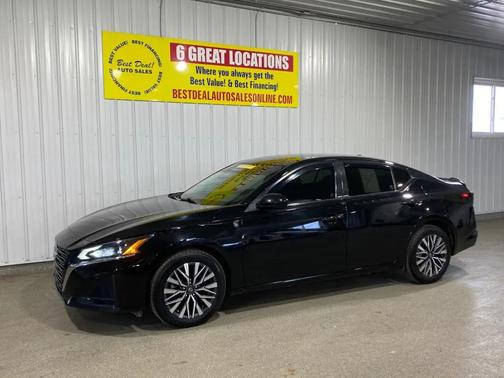 2023 Nissan Altima 2.5 SV