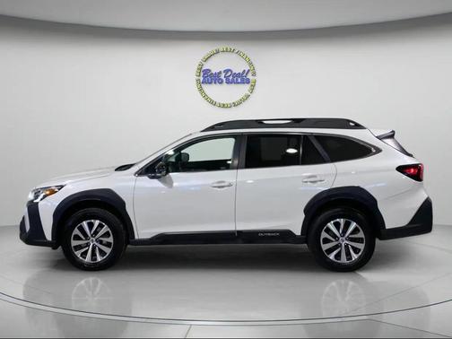 Crystal White Pearl 2024 Subaru Outback Premium