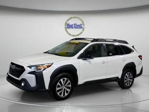 Crystal White Pearl 2024 Subaru Outback Premium