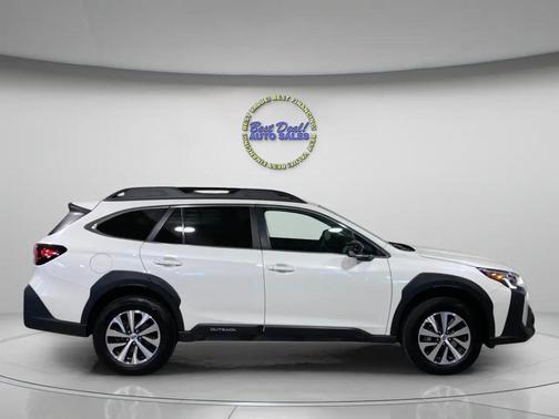 Crystal White Pearl 2024 Subaru Outback Premium