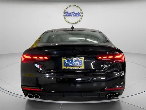 Mythos Black Metallic 2022 Audi S5 3.0T Prestige
