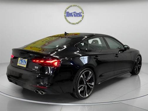 Mythos Black Metallic 2022 Audi S5 3.0T Prestige