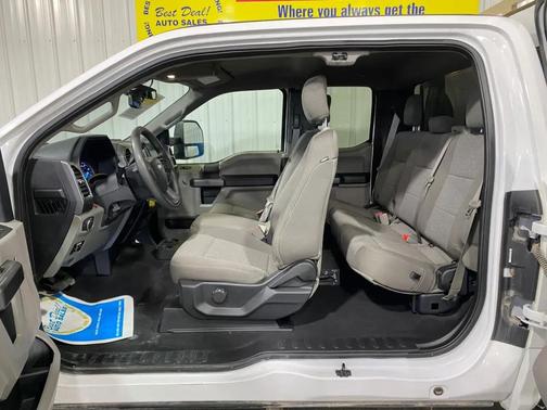 Oxford White 2019 Ford F-250 XLT