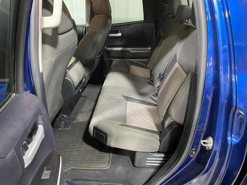 2014 Toyota Tundra SR5