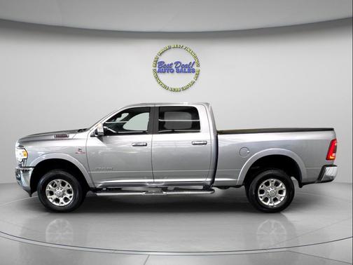2021 RAM 2500 Laramie Crew Cab 4x4 6'4' Box