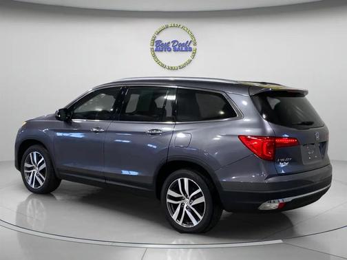 Modern Steel Metallic 2016 Honda Pilot Touring