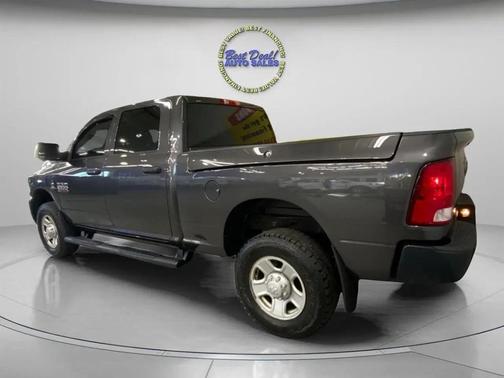 2018 RAM 2500 Tradesman Crew Cab 4x4 6'4' Box