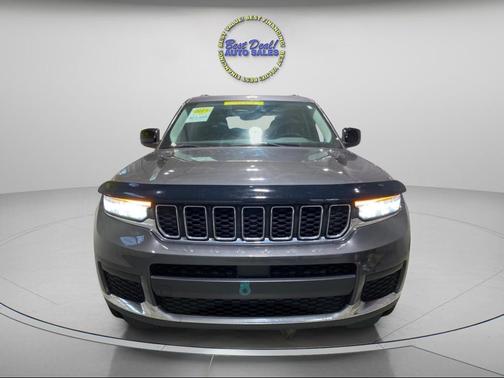 2021 Jeep Grand Cherokee L Laredo