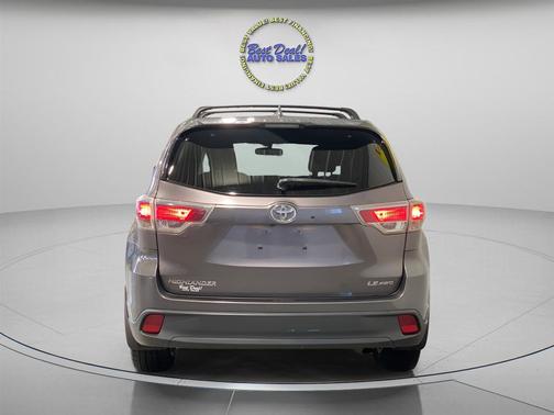 2016 Toyota Highlander LE Plus