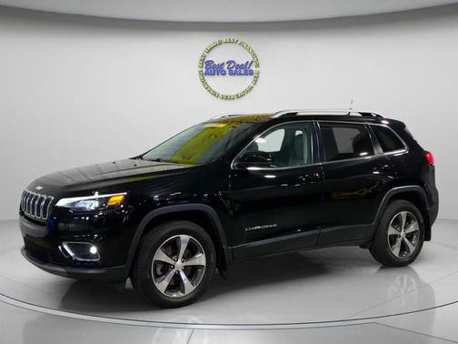 Diamond Black Crystal Pearlcoat 2019 Jeep Cherokee Limited