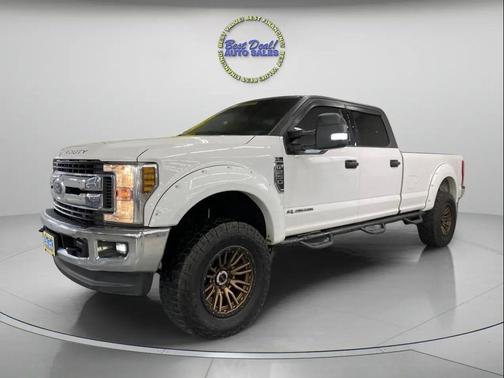 Oxford White 2019 Ford F-250 XLT