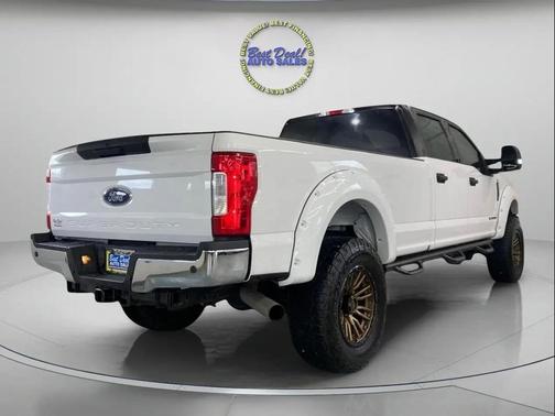 Oxford White 2019 Ford F-250 XLT