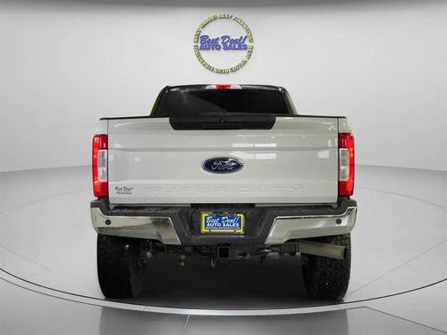 Oxford White 2019 Ford F-250 XLT