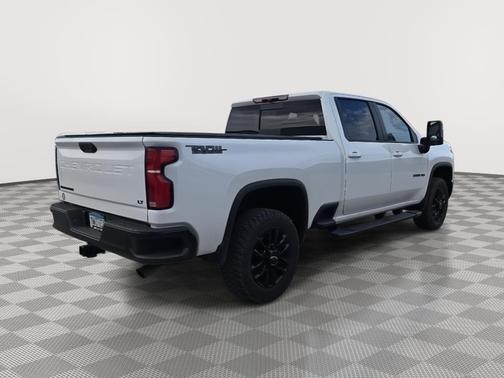 Summit White 2025 Chevrolet Silverado 3500 LT