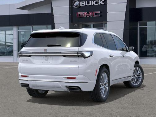 Iridescent White Tricoat 2026 Buick Enclave Avenir FWD