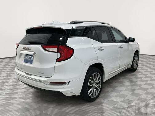 2024 GMC Terrain Denali