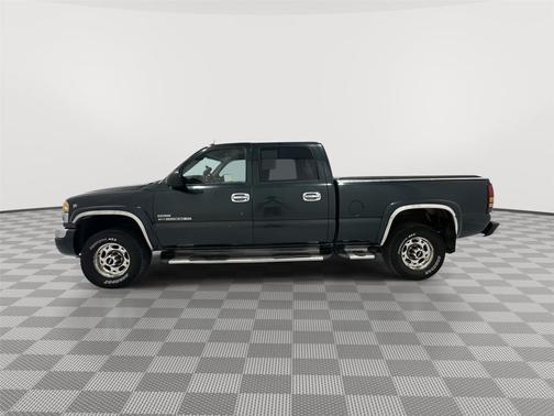 2005 GMC Sierra 2500 SLT H/D Crew Cab