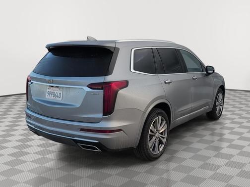 2025 Cadillac XT6 Premium Luxury AWD