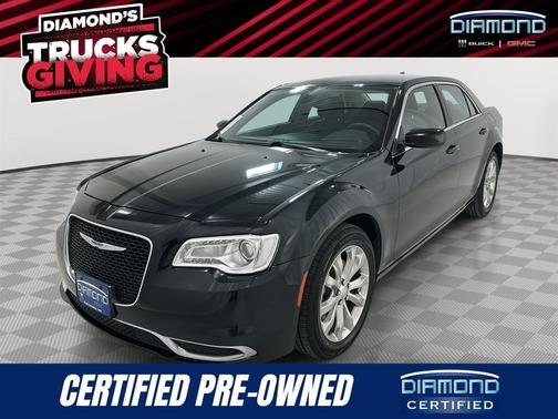 2022 Chrysler 300 Touring