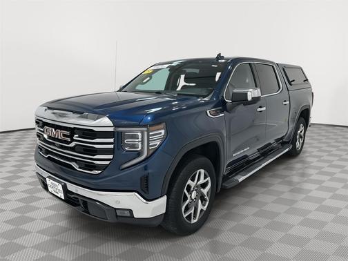 Pacific Blue Metallic 2023 GMC Sierra 1500 SLT