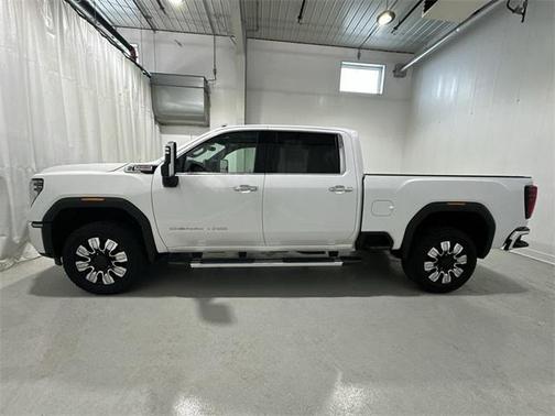 2024 GMC Sierra 2500 Denali