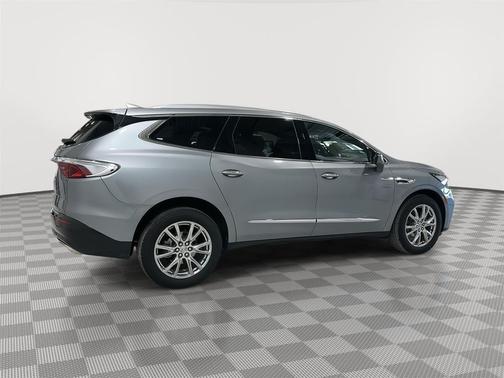 2023 Buick Enclave Essence AWD