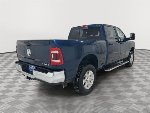 2024 RAM 2500 Big Horn Crew Cab 4x4 6'4' Box