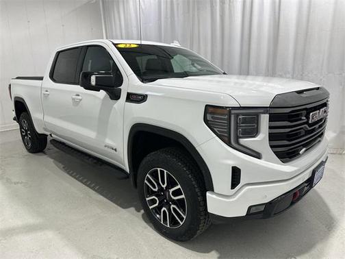 2022 GMC Sierra 1500 AT4