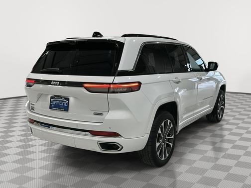 2024 Jeep Grand Cherokee Overland