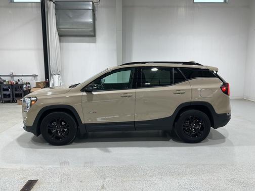 2022 GMC Terrain AT4