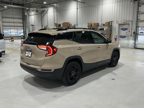 2022 GMC Terrain AT4