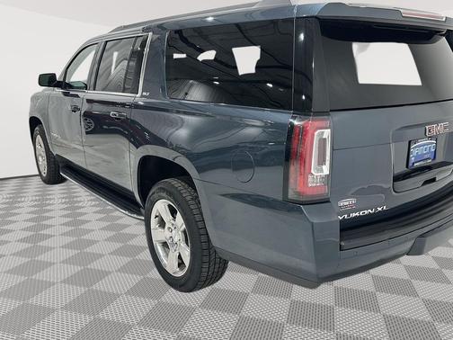2020 GMC Yukon XL SLT