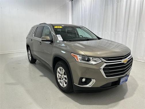 2018 Chevrolet Traverse LT Cloth